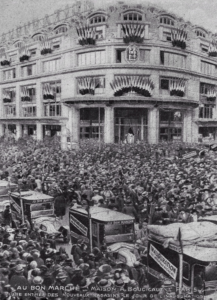 L'inauguration du Bon Marché rue de Sèvres en 1900